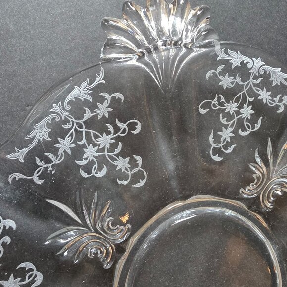 Vintage Fostoria Navarre Clear Glass Serving Cake Plate Floral Etched - Picture 2 of 3